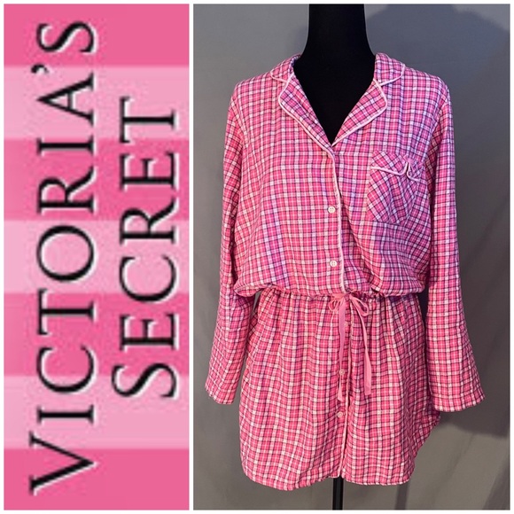 Victoria’s Secret pink and white sleepwear/robe.  Size Medium - Picture 1 of 17